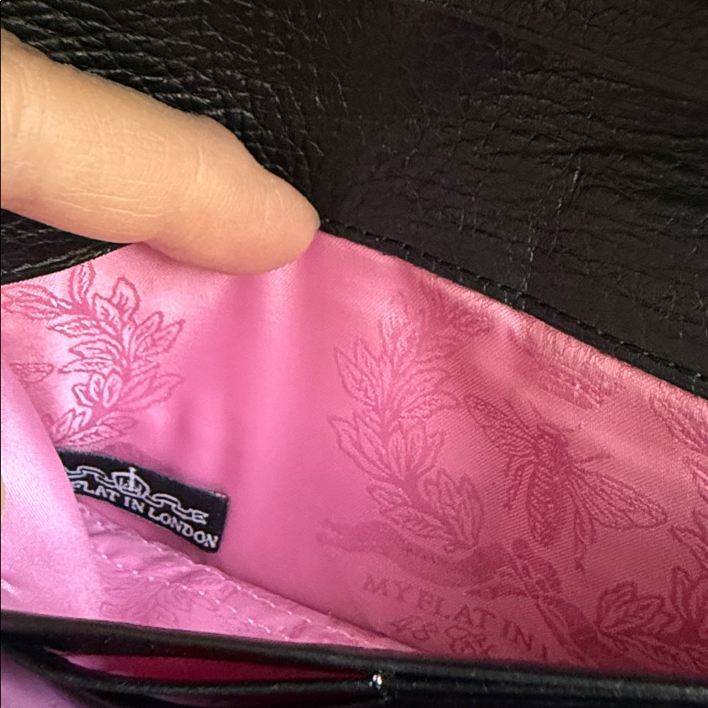 My Flat In London Wallet - Picture 6 of 12